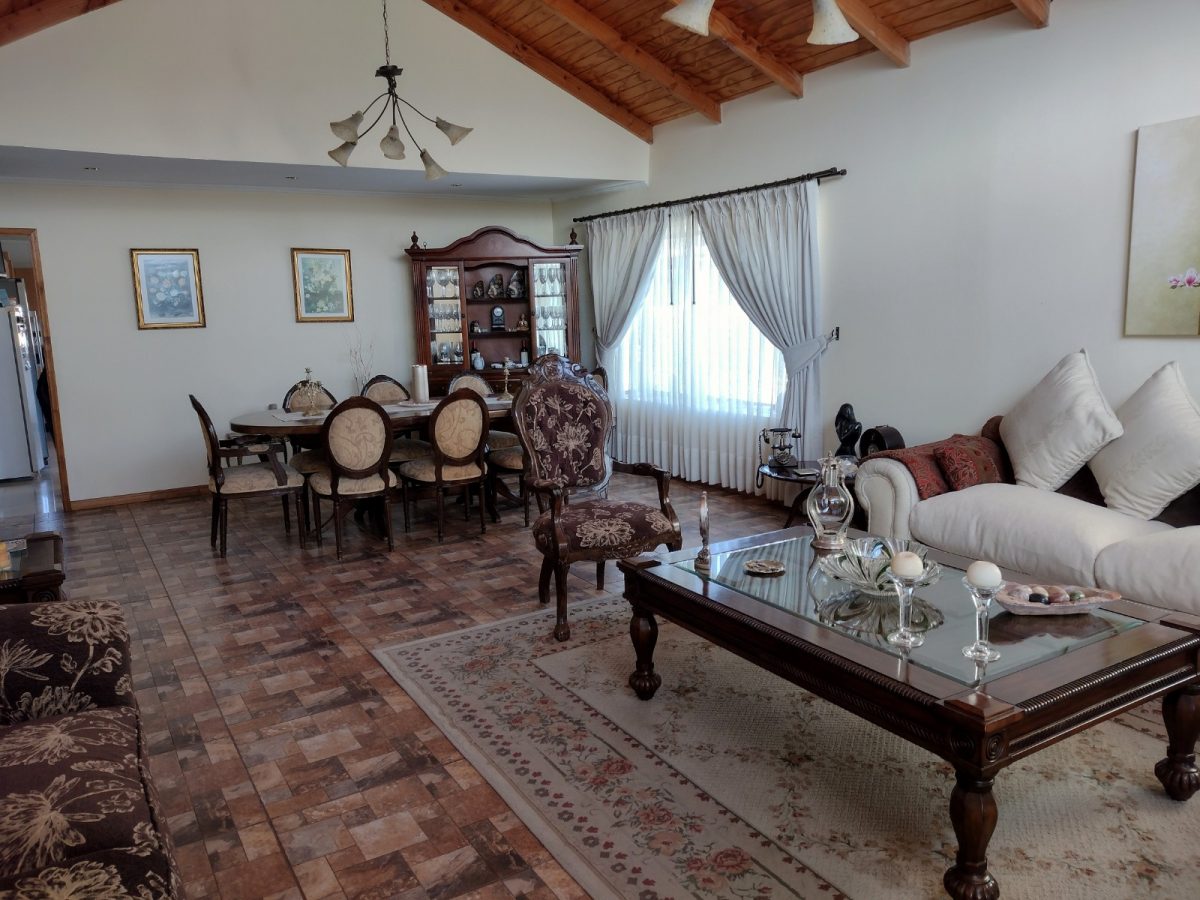 Casa ubicada en parcela de Algarrobito – La Serena