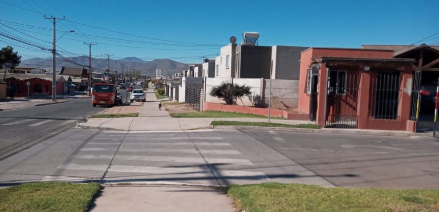 Casa ubicada en condominio del sector de La Florida – La Serena