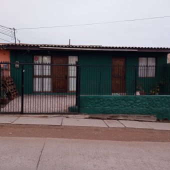Casa ubicada entre Avenida Cuatro Esquinas y Los Perales – La Serena