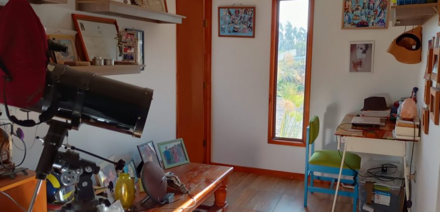 Parcela de 5.300 m2 con casa de 220 m2 en Condominio – La Serena
