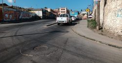 Terreno de 2,7 Ha con 2 casa y 2 bodegas