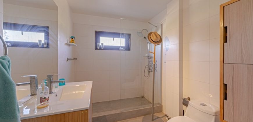 Casa en Parcela de 5.075 m2 y 203 metros construidos – Alfalfares, La Serena