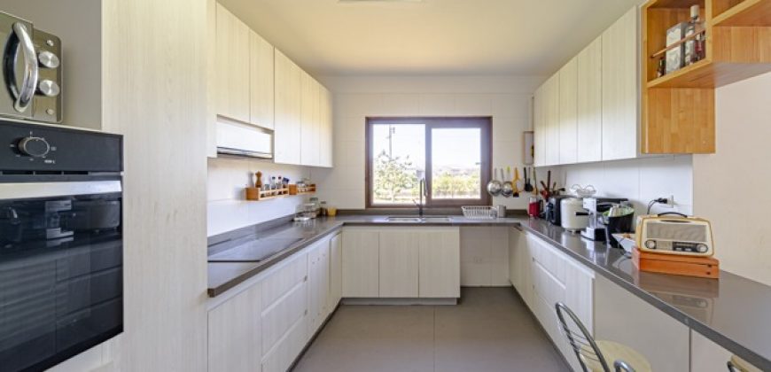 Casa en Parcela de 5.075 m2 y 203 metros construidos – Alfalfares, La Serena