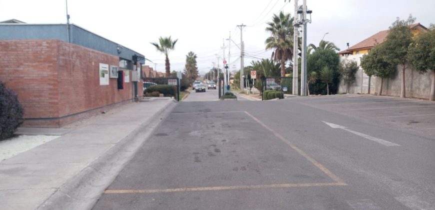 Amplia casa en Condominio Brisas de Elqui – La Serena