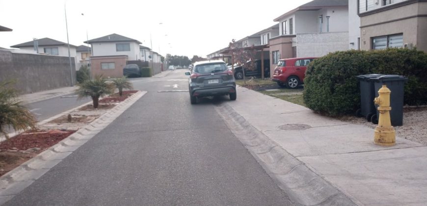 Amplia casa en Condominio Brisas de Elqui – La Serena