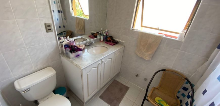 Casa en condominio con 5 habitaciones y 3 baños, San Joaquín – La Serena
