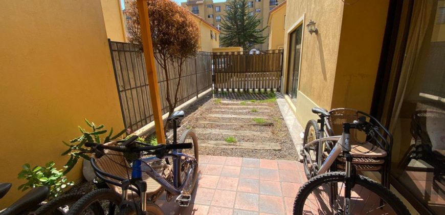 Casa en condominio con 5 habitaciones y 3 baños, San Joaquín – La Serena