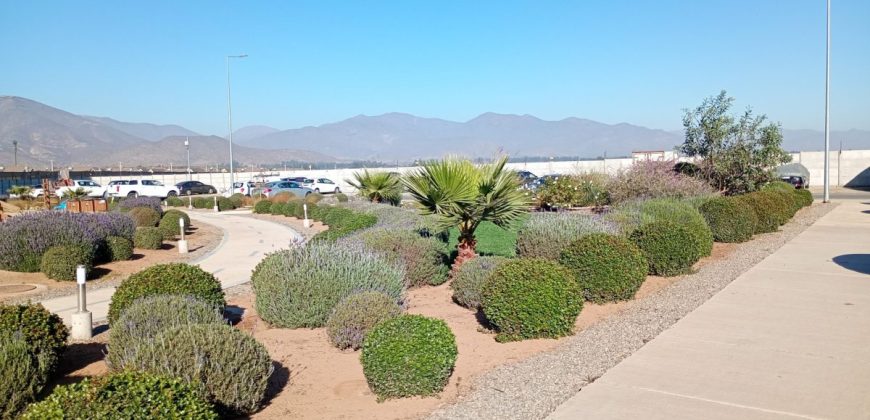 Departamento 2 dormitorios / 1 baño / 1 estacionamiento, Condominio Alto Hacienda – Coquimbo