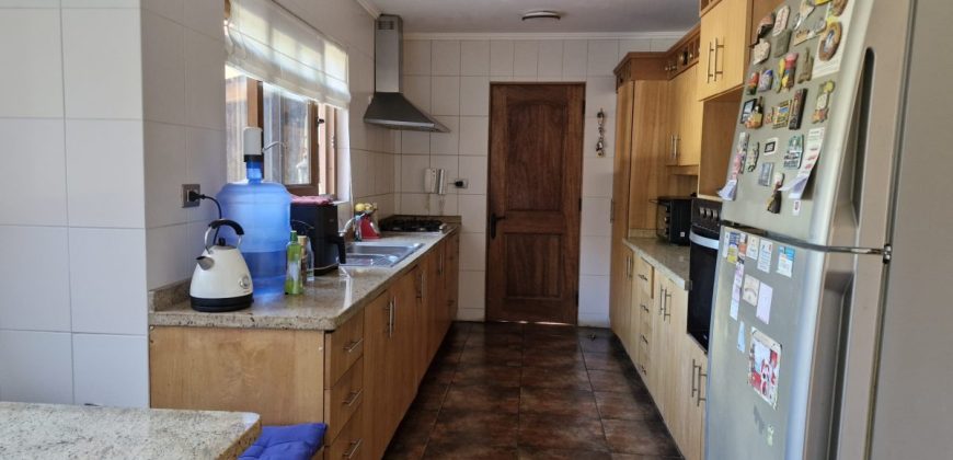 Casa en Parcela De 5.000 m² y 290 m² construidos en Condominio – La Serena