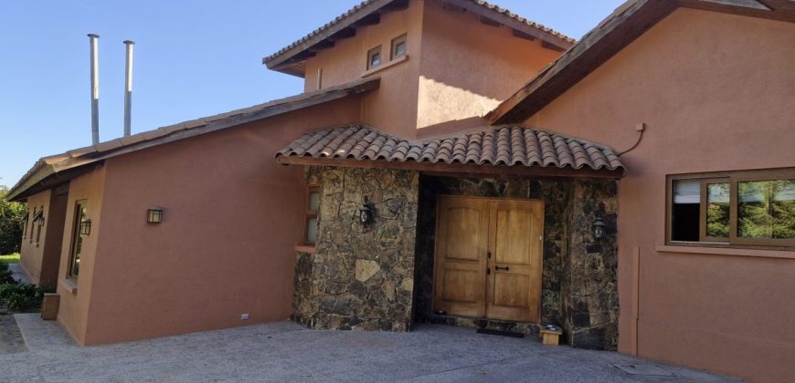 Casa en Parcela De 5.000 m² y 290 m² construidos en Condominio – La Serena