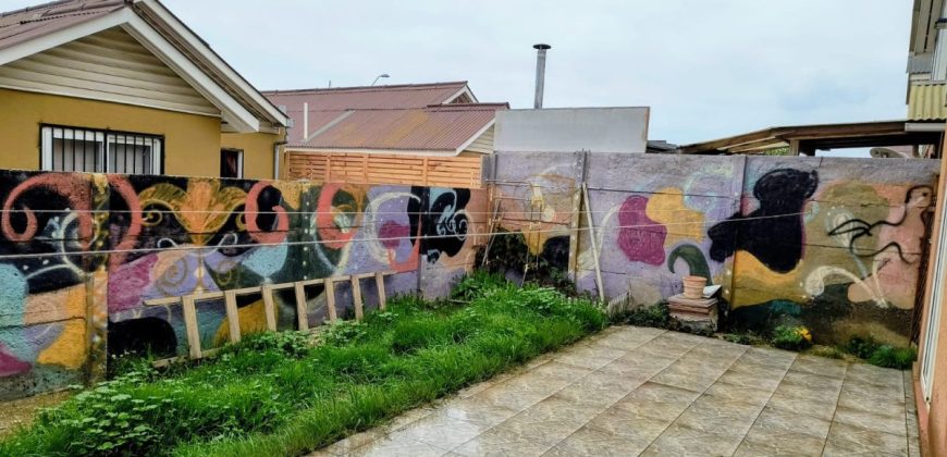 Casa de 3 dormitorios, 3 baños y 2 estacionamientos – Coquimbo