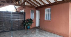 Casa de 3 dormitorios, 3 baños y 2 estacionamientos – Coquimbo