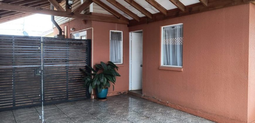 Casa de 3 dormitorios, 3 baños y 2 estacionamientos – Coquimbo