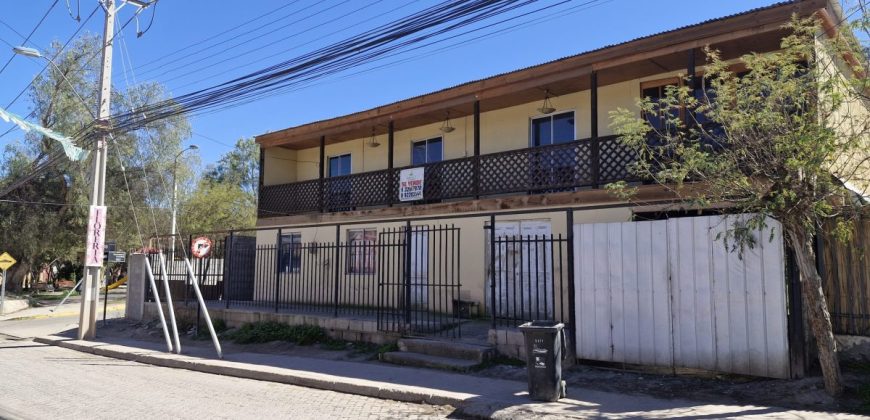 Casona Sector Urbano, 504 m2 – Vicuña