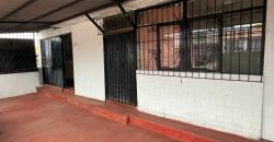 Casa en Las Encinas , 165 mts San Juan Coquimbo , Ubicación Comercial