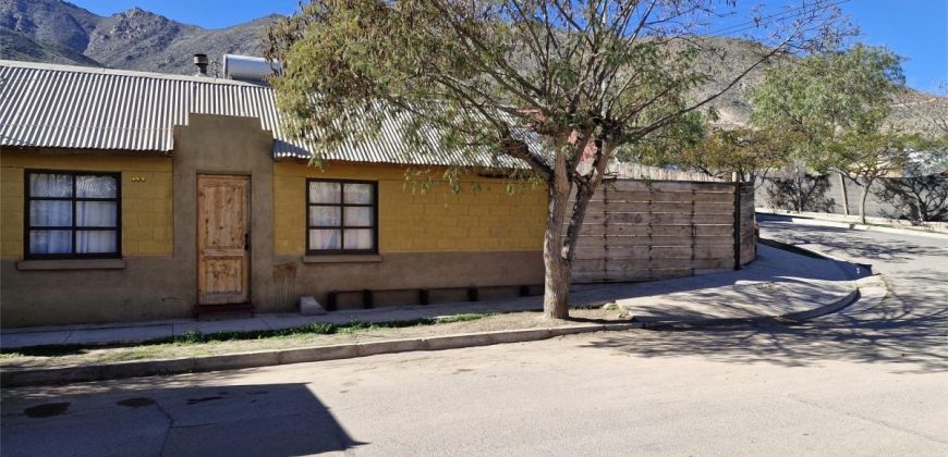 CASA EN GUALLIGUAICA 3 HABITACIONES 3 BAÑOS 2 ESTACIONAMIENTOS 681 MT DE TERRENO – Vicuña, Valle de Elqui