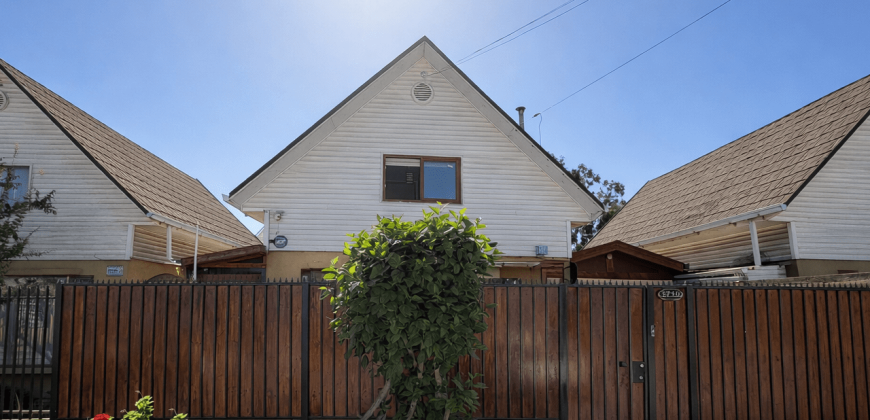 Casa En Venta | 4 Dormitorios | 160 M2 Construidos | Peñuelas