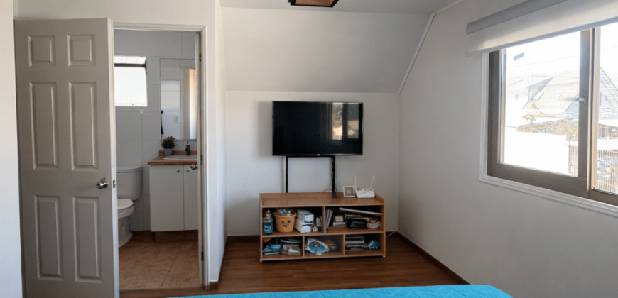 Casa En Venta | 4 Dormitorios | 160 M2 Construidos | Peñuelas