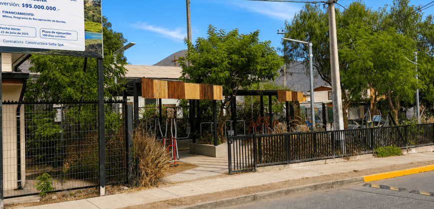 SITIO URBANO EN VENTA EN VICUÑA | 1.060 m² EN PRIMERA LÍNEA