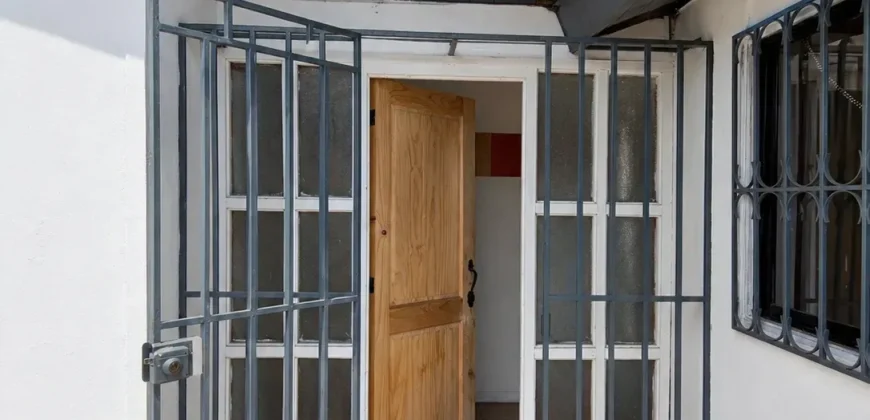 Propiedad Con 2 Casas Independientes | 500 M2 Terreno |