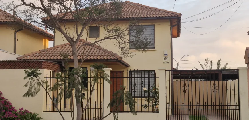 Casa 3 Dorm 3 Baños Cond Dn Guillermo, Av Ulriksen La Serena